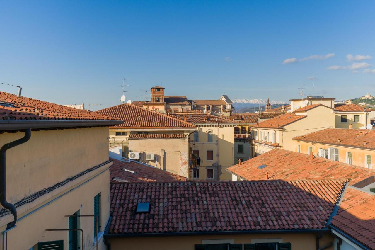 Central Apartment Behind The Arena Verona Bagian luar foto